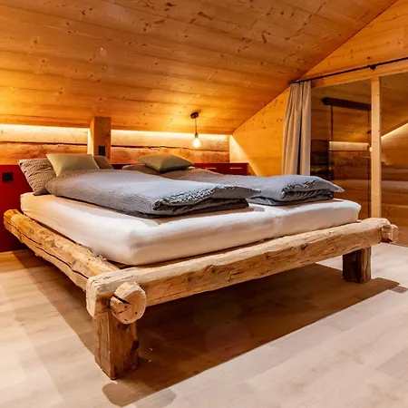 Nufenen Chalet
