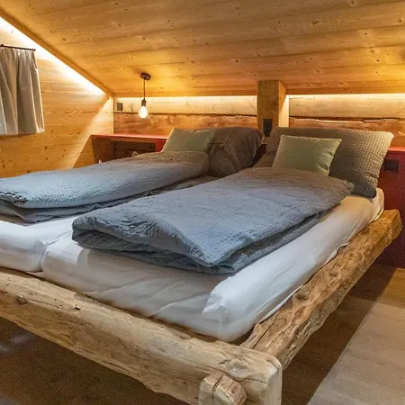 Nufenen Chalet