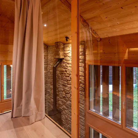 Chalet Nufenen *