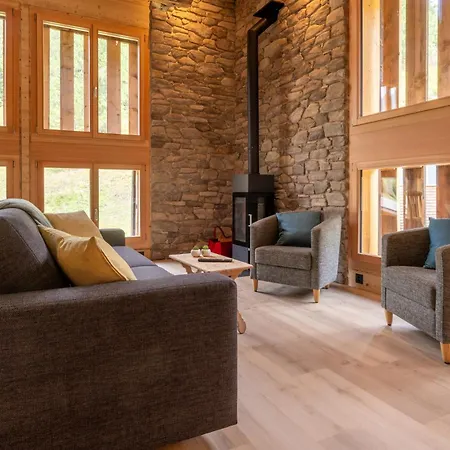 Chalet Nufenen