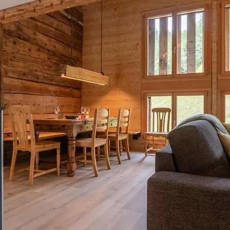 Chalet Nufenen